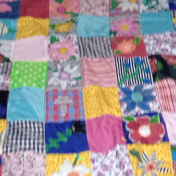 Flower patchwork blanket - Picture 2 of 6